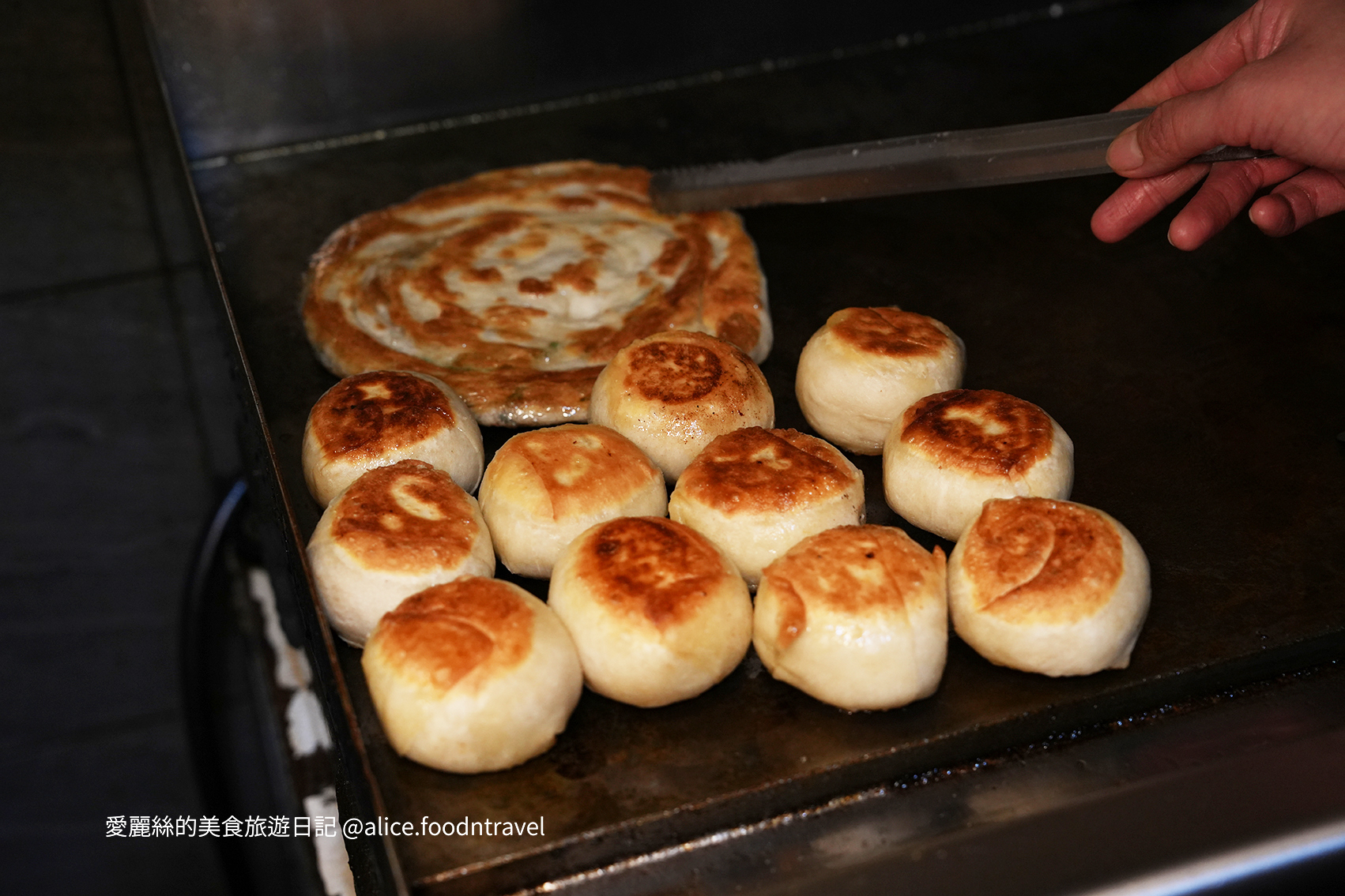台中西屯美食台中火鍋台中鴛鴦鍋台中酸菜白肉鍋台中麻辣鍋台中必吃台中聚餐餐廳台中慶生餐廳西屯餐廳西屯火鍋徠圍爐北方風味館徠圍爐酸菜白肉鍋