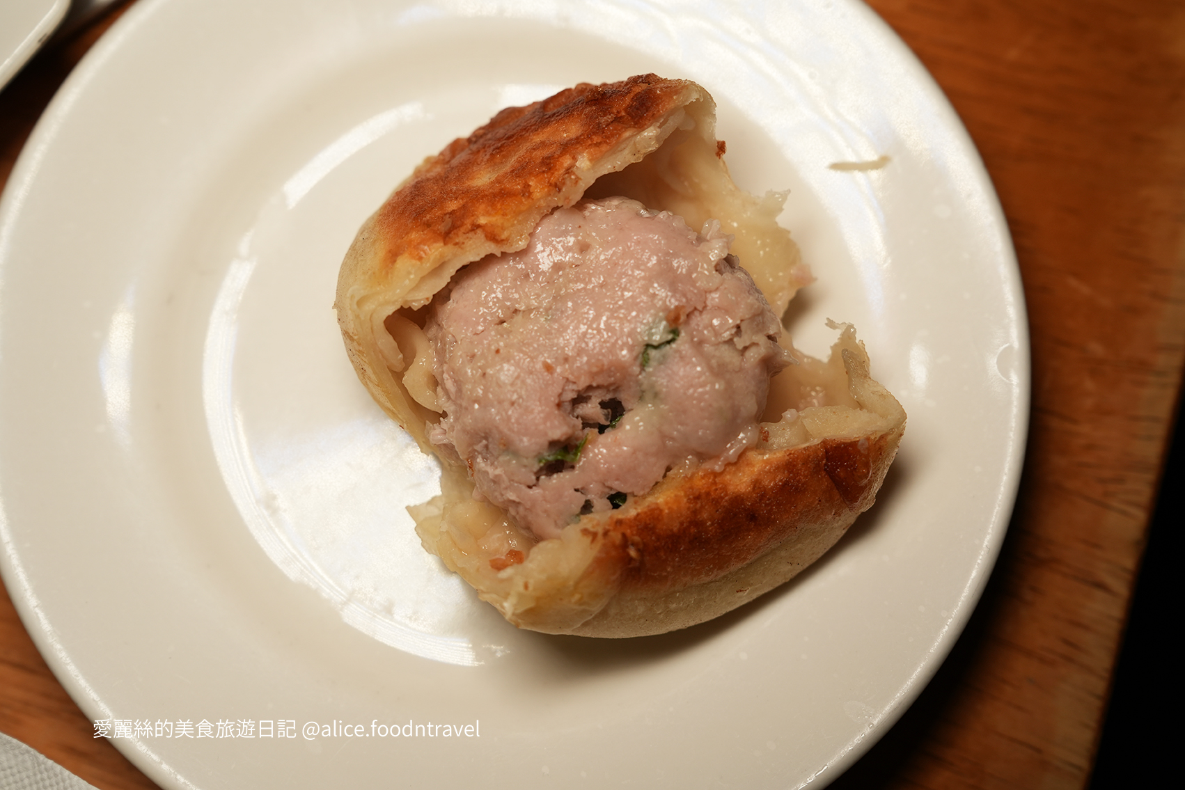 台中西屯美食台中火鍋台中鴛鴦鍋台中酸菜白肉鍋台中麻辣鍋台中必吃台中聚餐餐廳台中慶生餐廳西屯餐廳西屯火鍋徠圍爐北方風味館徠圍爐酸菜白肉鍋