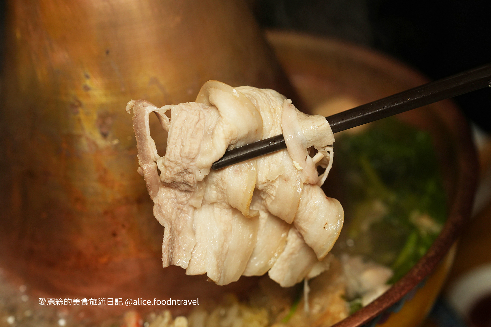 台中西屯美食台中火鍋台中鴛鴦鍋台中酸菜白肉鍋台中麻辣鍋台中必吃台中聚餐餐廳台中慶生餐廳西屯餐廳西屯火鍋徠圍爐北方風味館徠圍爐酸菜白肉鍋