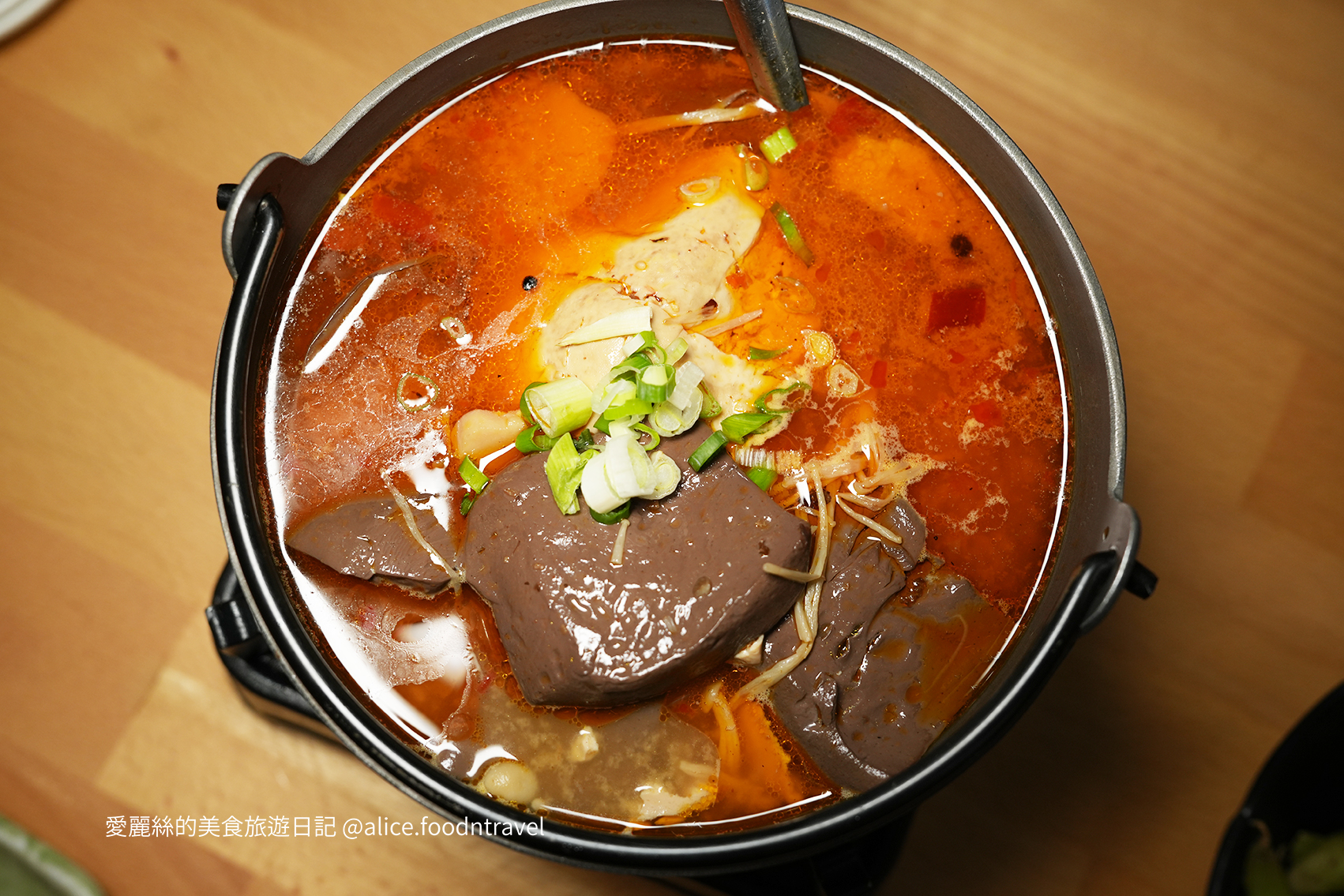 台中西屯美食 台中西屯餐廳推薦 台中西屯必吃 台中聚餐餐廳 台中慶生餐廳 台中日式餐廳 台中平價餐廳 台中串燒餐廳 台中串燒推薦 台中平價串燒 火奴魯魯 巴士底家 台中熱炒 台中熱炒餐廳 台中串燒必吃 台中快炒 台中快炒料理 台中火鍋 台中火鍋餐廳 台中聚會場所