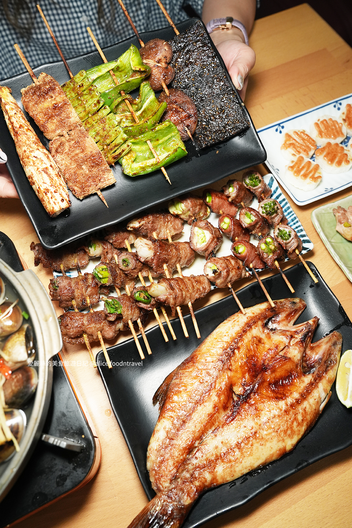 台中西屯美食 台中西屯餐廳推薦 台中西屯必吃 台中聚餐餐廳 台中慶生餐廳 台中日式餐廳 台中平價餐廳 台中串燒餐廳 台中串燒推薦 台中平價串燒 火奴魯魯 巴士底家 台中熱炒 台中熱炒餐廳 台中串燒必吃 台中快炒 台中快炒料理 台中火鍋 台中火鍋餐廳 台中聚會場所