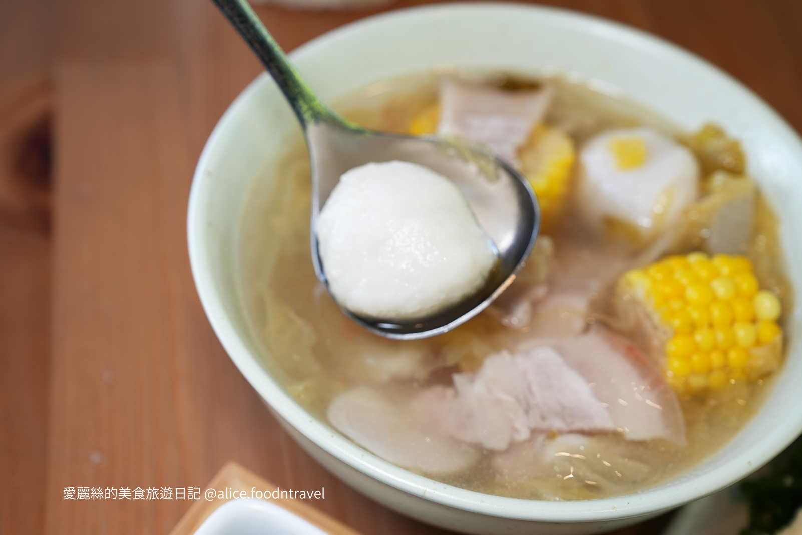 南投美食 日月潭咖啡 日月潭懶人露營 南投懶人露營 南投無菜單料理 南投隱藏景點 日月潭必吃 日月潭無菜單料理 南投咖啡 日月潭甜點 南投甜點 魚池咖啡 魚池露營 魚池美食 日月潭隱藏美食 日月潭美食 日月潭度假 日月潭秘境