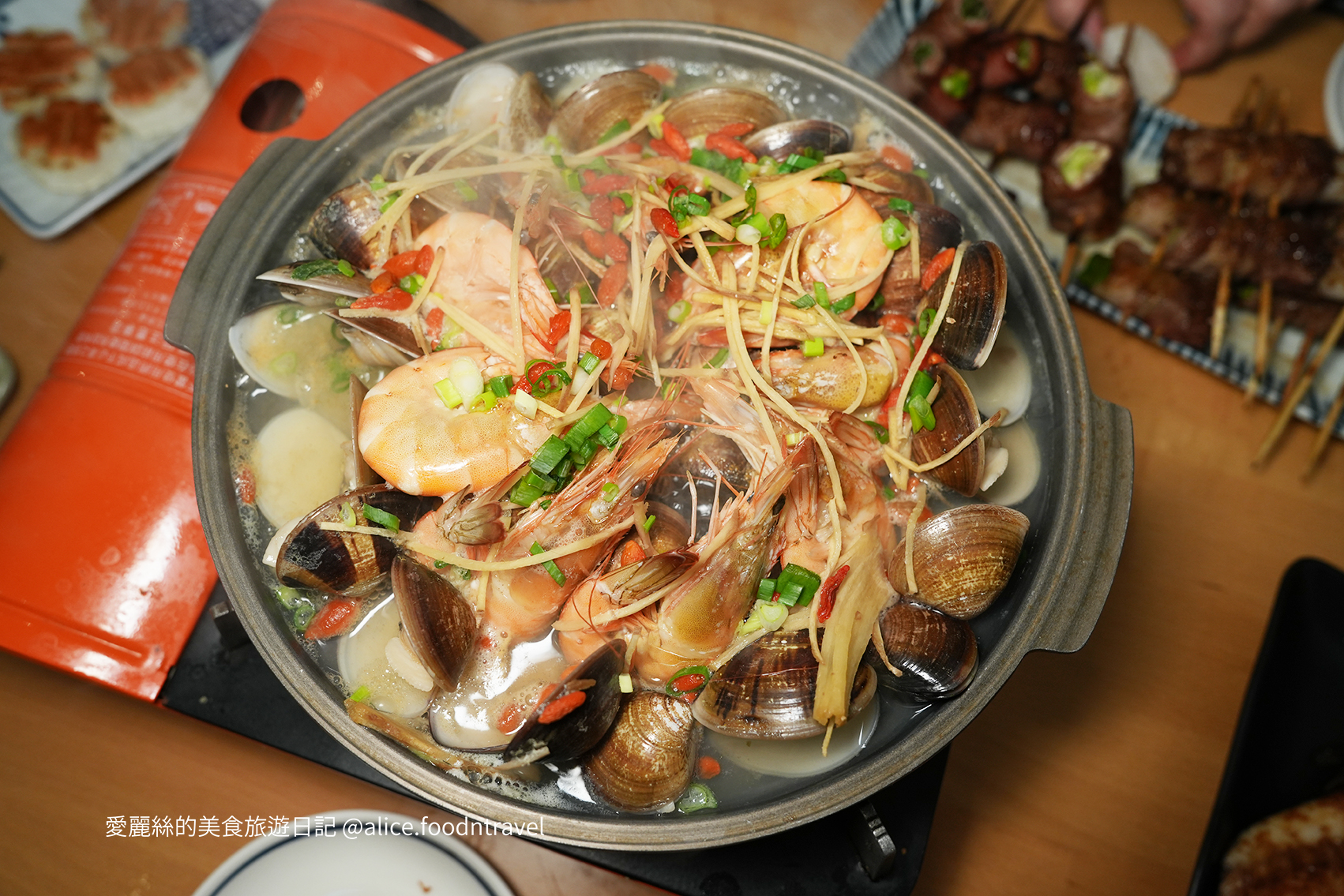 台中西屯美食 台中西屯餐廳推薦 台中西屯必吃 台中聚餐餐廳 台中慶生餐廳 台中日式餐廳 台中平價餐廳 台中串燒餐廳 台中串燒推薦 台中平價串燒 火奴魯魯 巴士底家 台中熱炒 台中熱炒餐廳 台中串燒必吃 台中快炒 台中快炒料理 台中火鍋 台中火鍋餐廳 台中聚會場所