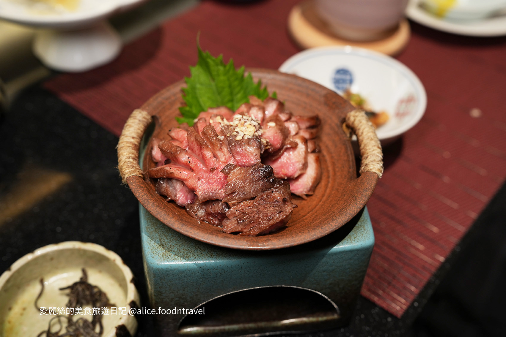 日式燒肉飯 台中日式 台中燒肉飯 台中板前 台中日式推薦 台中西區必吃 台中西區推薦 台中西區燒肉飯  台中西區隱藏美食 台中煙燻燒肉 直火燒肉 台中平價坂前 台中職人料理 台中日式料理