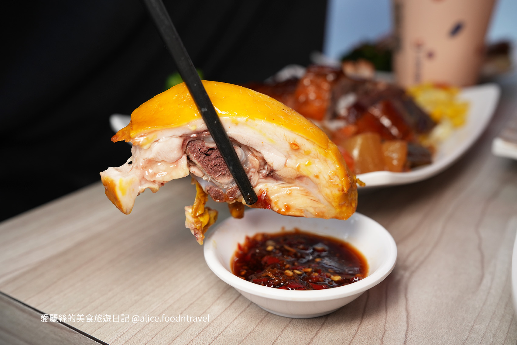 台中燒臘台中西屯美食台中燒臘飯台中港式台中便當台中平價美食台中午餐推薦台中西屯便當台中平價料理台中燒鴨台中油雞台中港式燒臘台中叉燒香港香港吉仕貳館燒臘專賣店