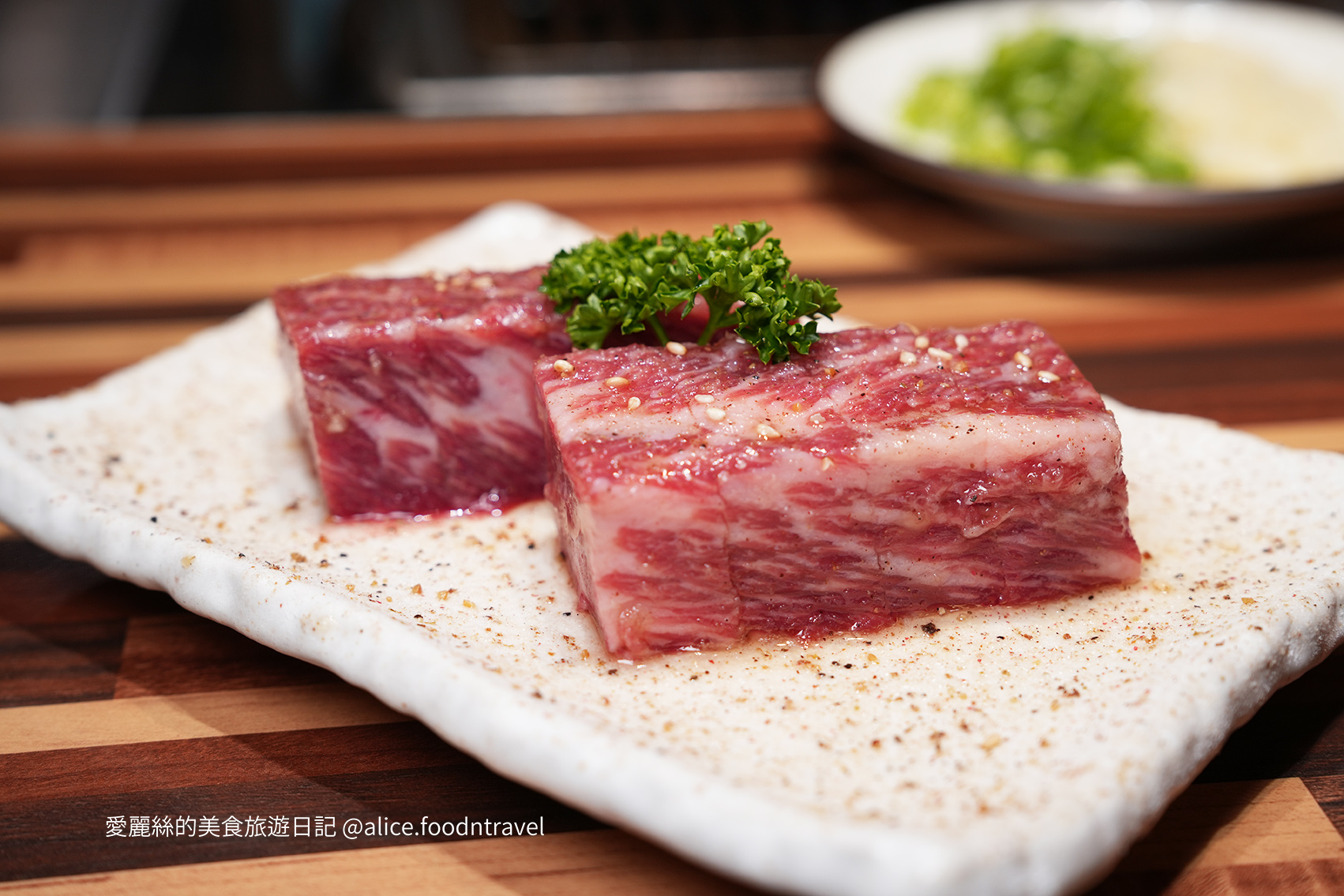 台中美食 台中燒肉 台中專人代烤 台中餐酒館 台中居酒屋 台中串燒 台中日本料理 台中必吃 台中燒烤推薦 台中燒肉推薦 日式燒肉 西區美食 勤美美實 精誠美食 精誠路 精誠商圈 西區燒肉