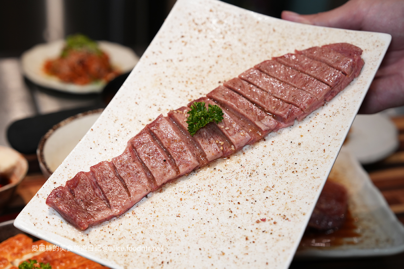 台中美食 台中燒肉 台中專人代烤 台中餐酒館 台中居酒屋 台中串燒 台中日本料理 台中必吃 台中燒烤推薦 台中燒肉推薦 日式燒肉 西區美食 勤美美實 精誠美食 精誠路 精誠商圈 西區燒肉 UNCLE SHAWN 菜單