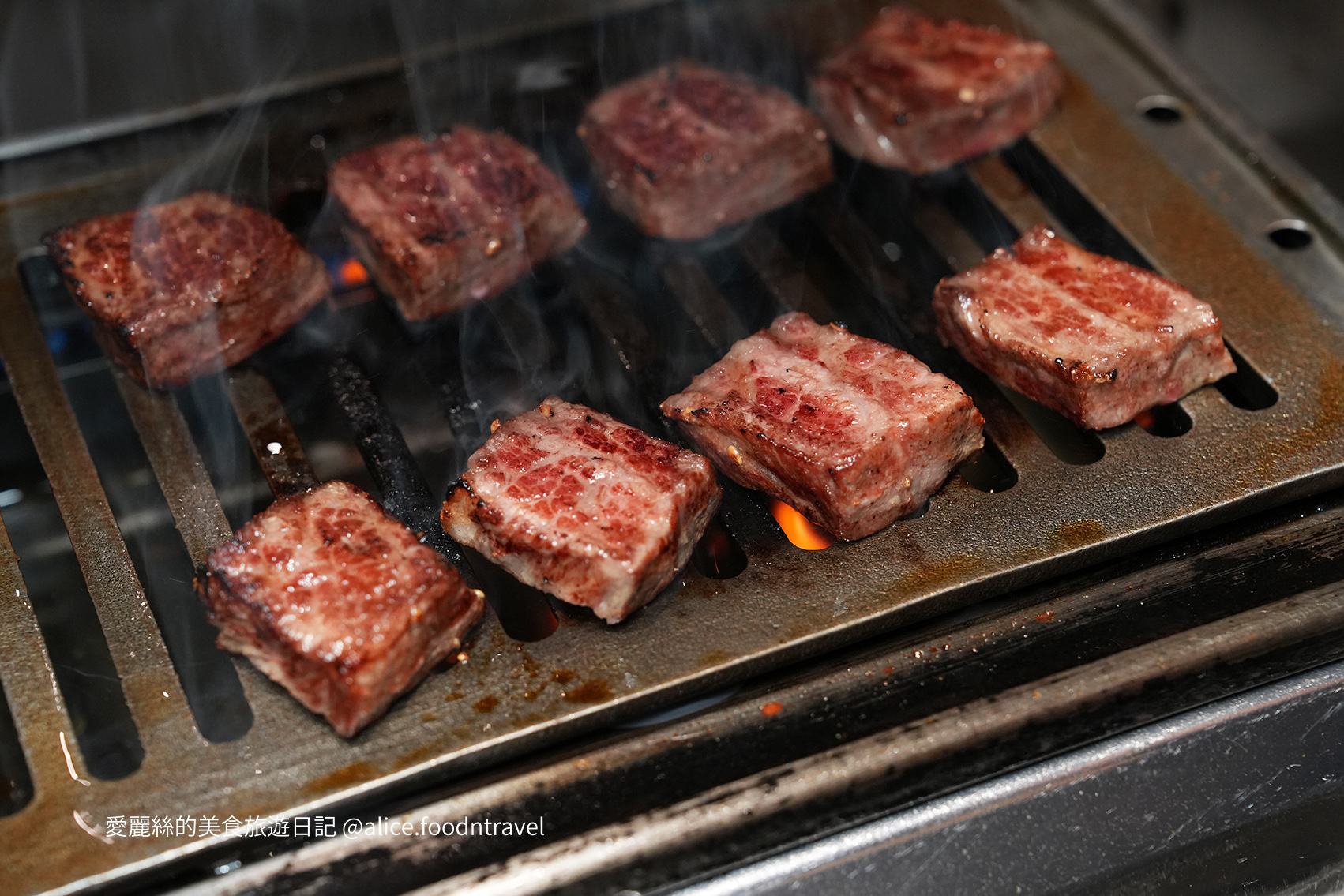 台中美食 台中燒肉 台中專人代烤 台中餐酒館 台中居酒屋 台中串燒 台中日本料理 台中必吃 台中燒烤推薦 台中燒肉推薦 日式燒肉 西區美食 勤美美實 精誠美食 精誠路 精誠商圈 西區燒肉 UNCLE SHAWN 菜單
