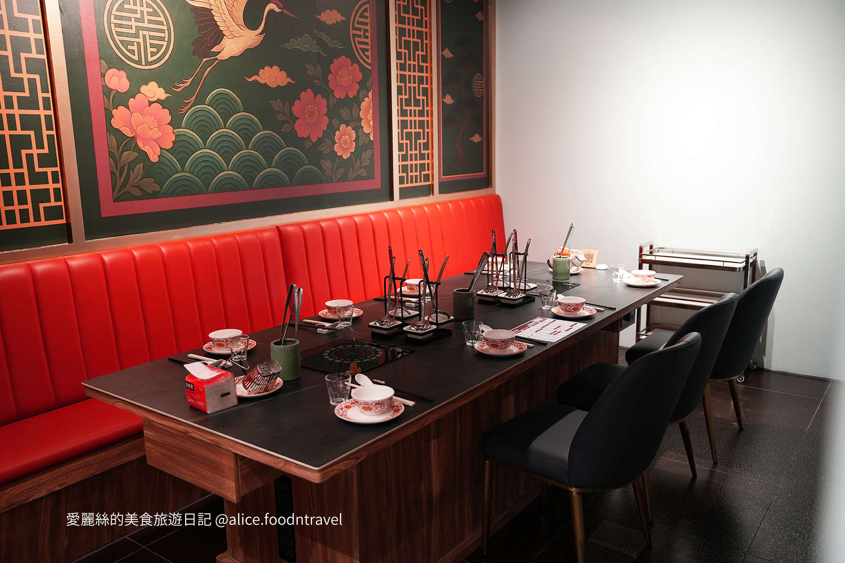 台中麻辣鍋 台中火鍋推薦 台中新開火鍋 台中南屯美食 南屯火鍋推薦 台中南屯餐廳 台中高級火鍋 台中精品火鍋 台中港式料理 台中港式火鍋 香港名廚餐廳 米其林主廚餐廳 台中約會餐廳 台中聚餐餐廳 台中慶生餐廳 台中包廂餐廳 台中深夜美食 台中宵夜火鍋 台中特色火鍋 台中話題餐廳