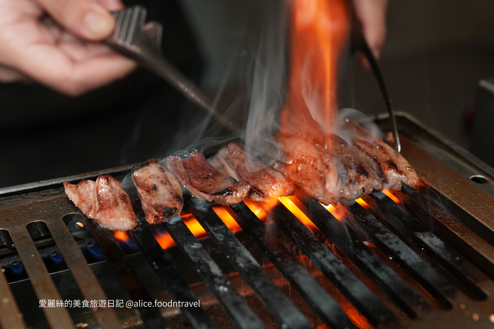 台中美食 台中燒肉 台中專人代烤 台中餐酒館 台中居酒屋 台中串燒 台中日本料理 台中必吃 台中燒烤推薦 台中燒肉推薦 日式燒肉 西區美食 勤美美實 精誠美食 精誠路 精誠商圈 西區燒肉 UNCLE SHAWN 菜單