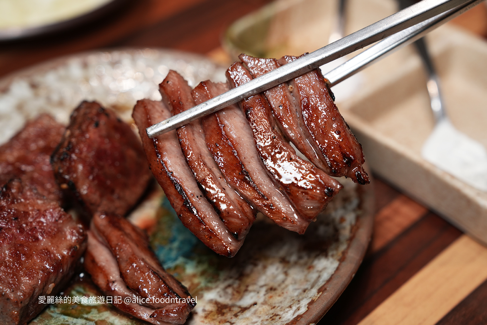 台中美食 台中燒肉 台中專人代烤 台中餐酒館 台中居酒屋 台中串燒 台中日本料理 台中必吃 台中燒烤推薦 台中燒肉推薦 日式燒肉 西區美食 勤美美實 精誠美食 精誠路 精誠商圈 西區燒肉 UNCLE SHAWN 菜單