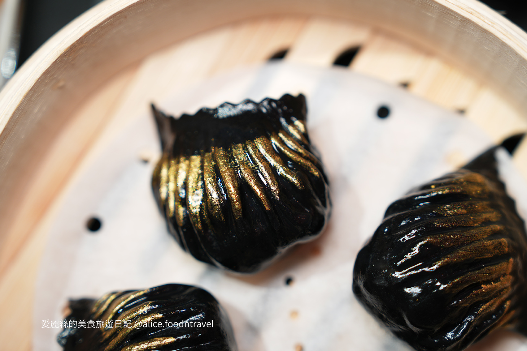 台中麻辣鍋 台中火鍋推薦 台中新開火鍋 台中南屯美食 南屯火鍋推薦 台中南屯餐廳 台中高級火鍋 台中精品火鍋 台中港式料理 台中港式火鍋 香港名廚餐廳 米其林主廚餐廳 台中約會餐廳 台中聚餐餐廳 台中慶生餐廳 台中包廂餐廳 台中深夜美食 台中宵夜火鍋 台中特色火鍋 台中話題餐廳