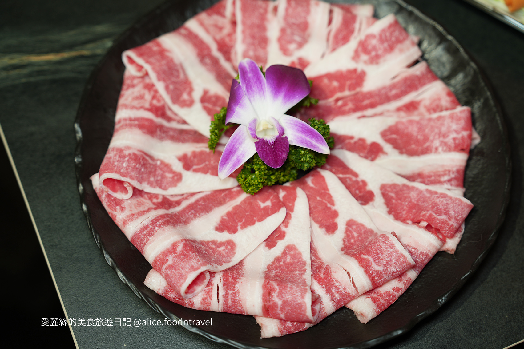 台中麻辣鍋 台中火鍋推薦 台中新開火鍋 台中南屯美食 南屯火鍋推薦 台中南屯餐廳 台中高級火鍋 台中精品火鍋 台中港式料理 台中港式火鍋 香港名廚餐廳 米其林主廚餐廳 台中約會餐廳 台中聚餐餐廳 台中慶生餐廳 台中包廂餐廳 台中深夜美食 台中宵夜火鍋 台中特色火鍋 台中話題餐廳