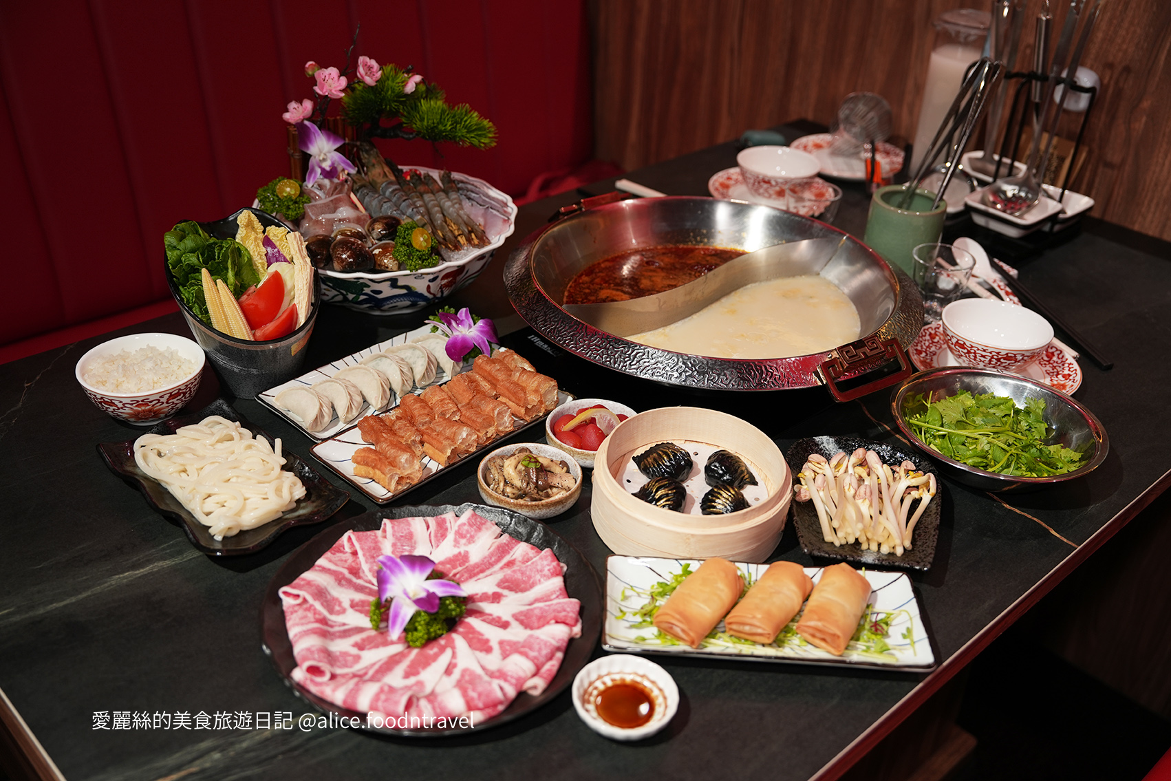 台中麻辣鍋 台中火鍋推薦 台中新開火鍋 台中南屯美食 南屯火鍋推薦 台中南屯餐廳 台中高級火鍋 台中精品火鍋 台中港式料理 台中港式火鍋 香港名廚餐廳 米其林主廚餐廳 台中約會餐廳 台中聚餐餐廳 台中慶生餐廳 台中包廂餐廳 台中深夜美食 台中宵夜火鍋 台中特色火鍋 台中話題餐廳