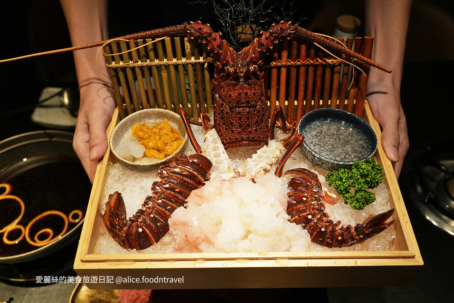 台中北屯火鍋北屯美食台中美食推薦約會餐廳打卡美食網美餐廳網美火鍋日式涮涮鍋松葉蟹龍蝦火鍋台中北屯餐廳和牛