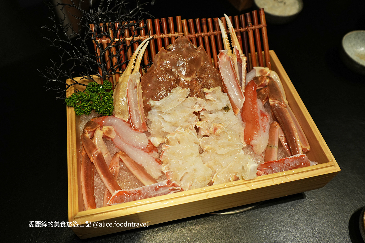 台中北屯火鍋北屯美食台中美食推薦約會餐廳打卡美食網美餐廳網美火鍋日式涮涮鍋松葉蟹龍蝦火鍋台中北屯餐廳和牛