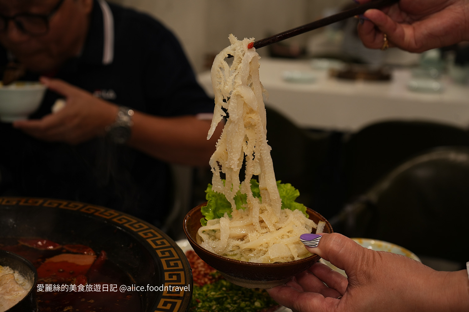 台中麻辣鍋麻辣火鍋蜀城老火鍋四川料理台中川菜台中火鍋推薦麻辣鍋推薦霧都水湳市場台中水湳經貿園區台中中央公園逢甲美食逢甲火鍋西屯美食台中西屯火鍋推薦