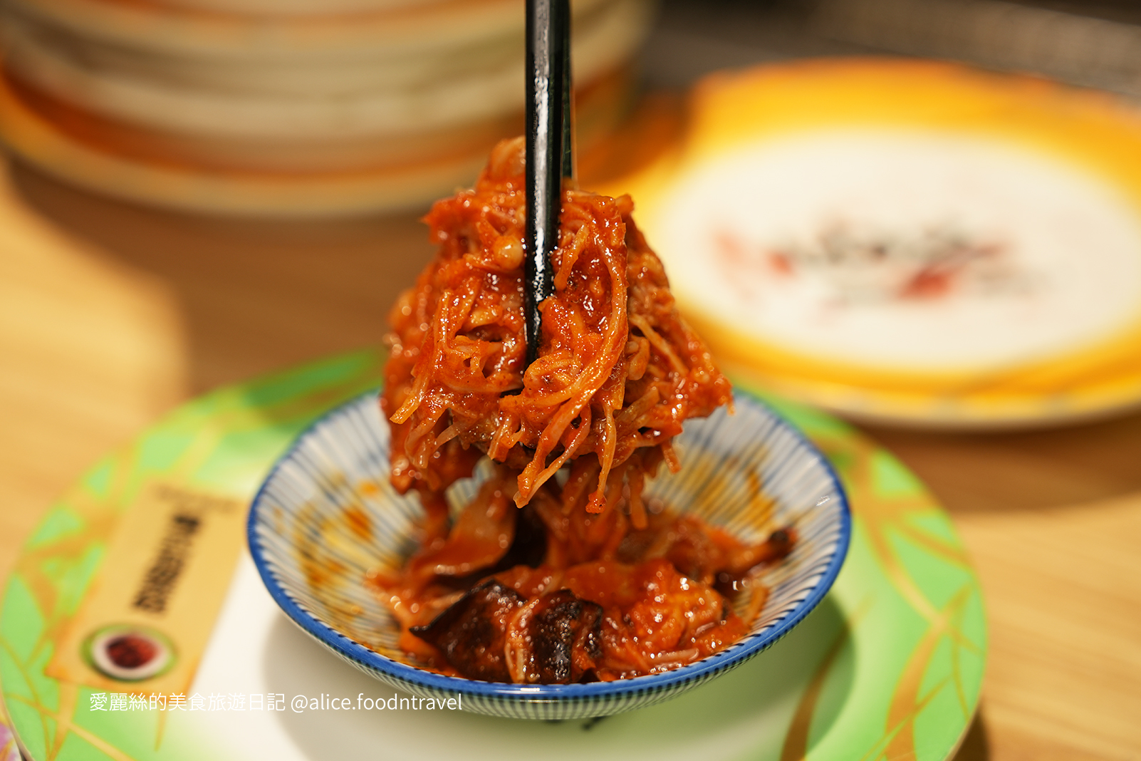 台中燒肉 台中迴轉燒肉 逢甲燒肉 一人燒肉 迴轉烤肉 學生燒肉優惠 台中美食推薦 平價燒肉 台中西屯美食 逢甲商圈美食 自助燒肉 油花 迴轉吧！燒肉！ 台中燒肉店 台中晚餐推薦 台中吃到飽 台中一人餐廳 台中特色餐廳 燒肉推薦台中 逢甲必吃美食 迴轉燒肉體驗