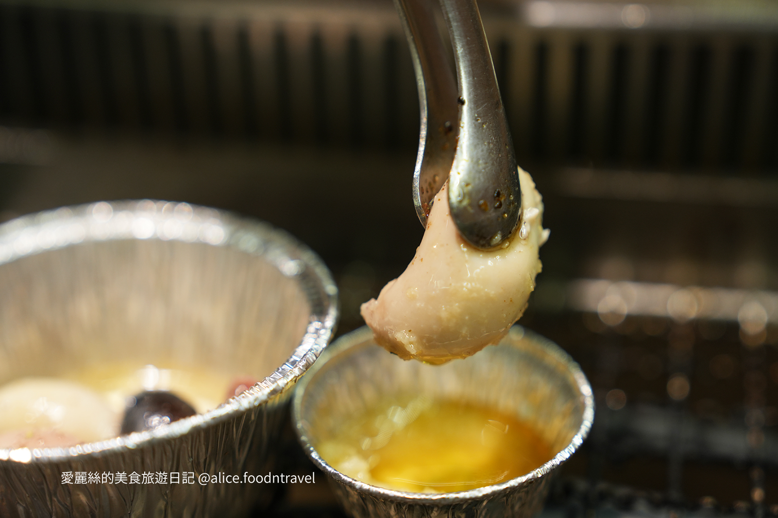 台中燒肉 台中迴轉燒肉 逢甲燒肉 一人燒肉 迴轉烤肉 學生燒肉優惠 台中美食推薦 平價燒肉 台中西屯美食 逢甲商圈美食 自助燒肉 油花 迴轉吧！燒肉！ 台中燒肉店 台中晚餐推薦 台中吃到飽 台中一人餐廳 台中特色餐廳 燒肉推薦台中 逢甲必吃美食 迴轉燒肉體驗