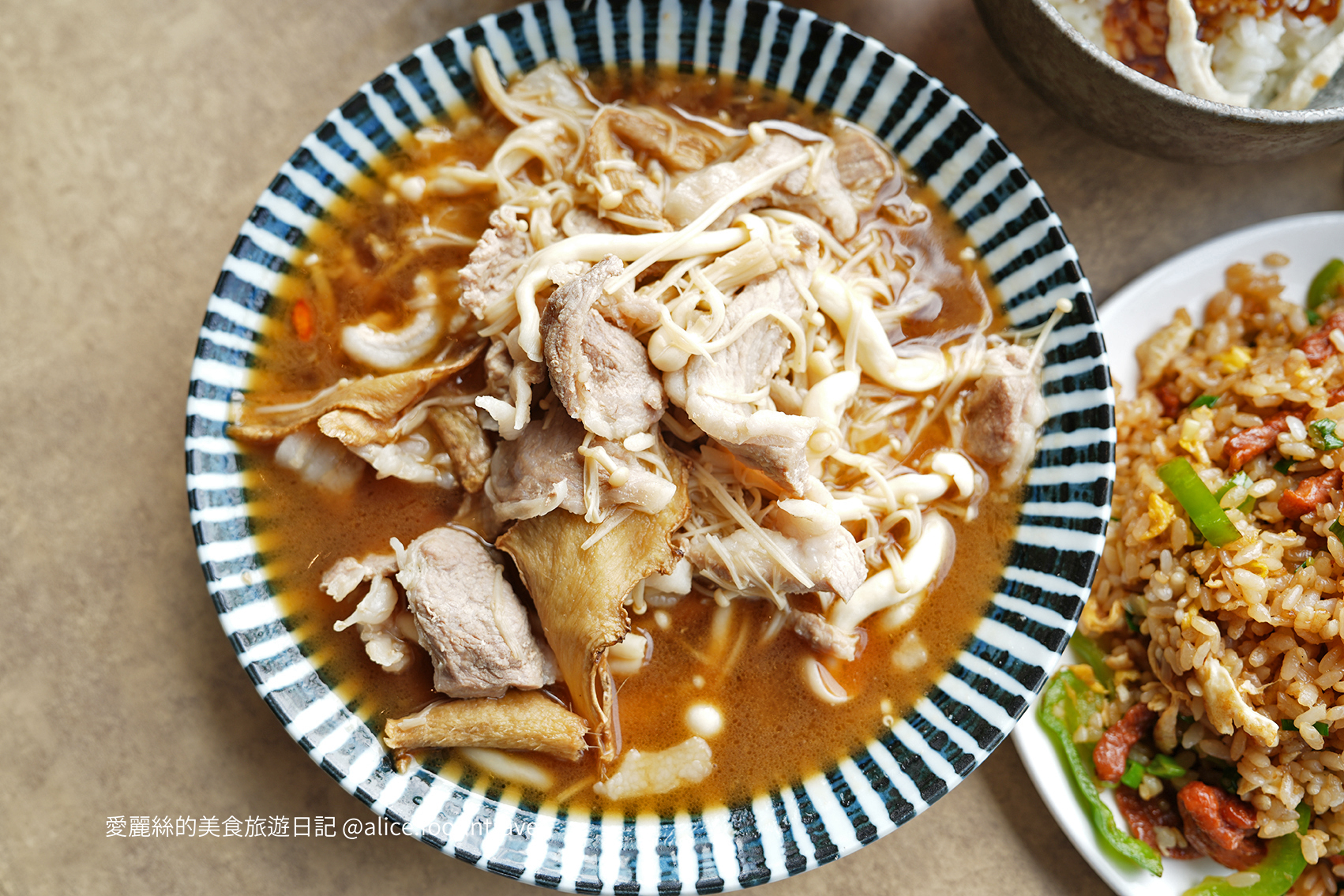 台中寵物 台中親子 台中寵物餐廳 台中寵物友善 台中親子餐廳 台中寵物咖啡 台中景點 台中北屯美食 台中北屯寵物 台中北屯親子 台中熱炒 台中北屯熱炒 台中北屯必吃 台中熱炒推薦 台中狗狗餐廳 台中毛小孩  