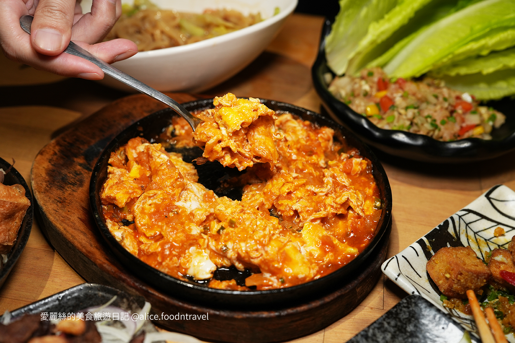 台中太平美食台中熱炒台中平價熱炒台中居酒屋台中餐酒館台中深夜美食太平深夜美食太平聚餐推薦噪咖環中路美食噪咖