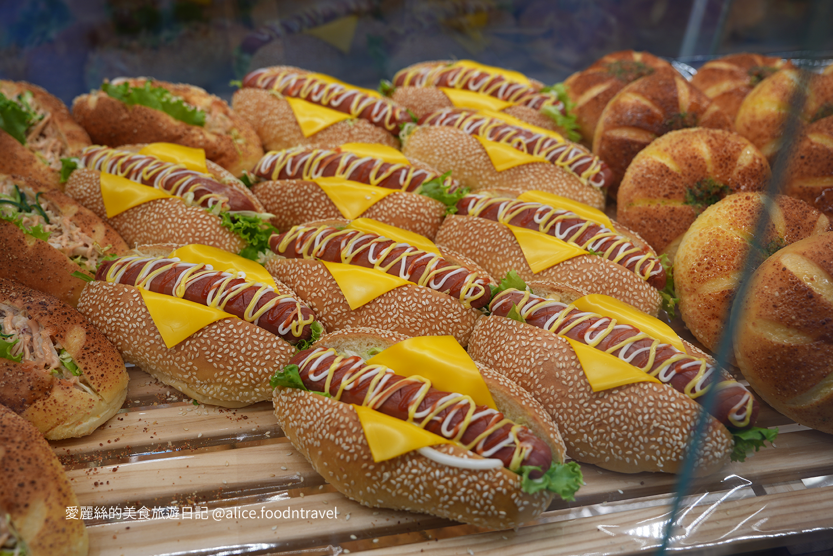 台中北屯蛋糕 台中北屯麵包 北屯伴手禮 中部伴手禮 彰化伴手禮 彰化蛋糕 台中三明治 傳統三明治 台中甜點 台中北屯甜點 台中甜點必吃 台中甜點推薦 北屯甜點推薦 台中下午茶 北屯下午茶 台中麵包店推薦 台中喜餅 台中禮盒 台中滿月 北屯生日蛋糕 台中生日蛋糕