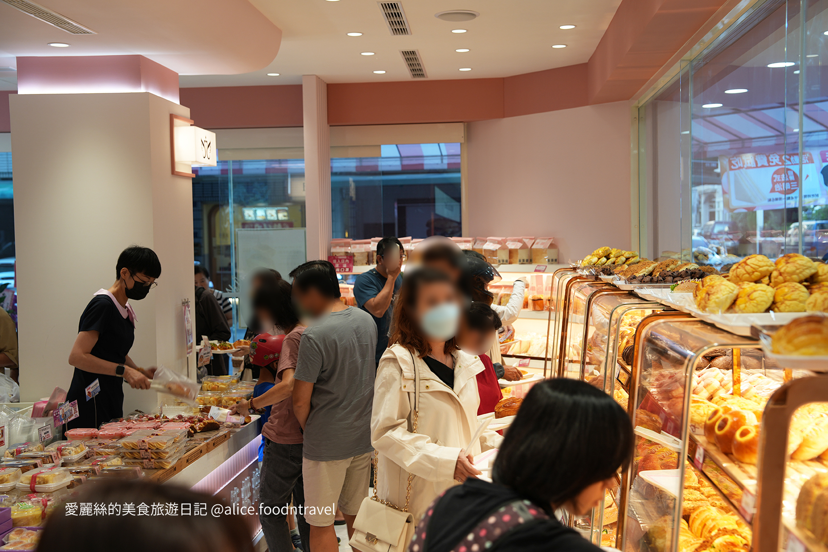 台中北屯蛋糕 台中北屯麵包 北屯伴手禮 中部伴手禮 彰化伴手禮 彰化蛋糕 台中三明治 傳統三明治 台中甜點 台中北屯甜點 台中甜點必吃 台中甜點推薦 北屯甜點推薦 台中下午茶 北屯下午茶 台中麵包店推薦 台中喜餅 台中禮盒 台中滿月 北屯生日蛋糕 台中生日蛋糕