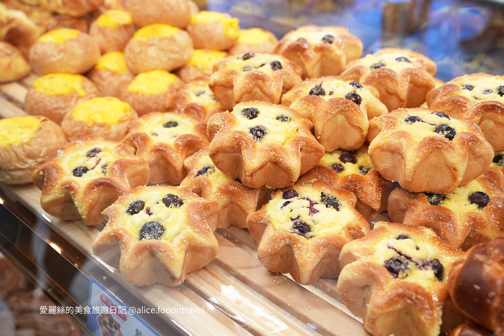 台中北屯蛋糕 台中北屯麵包 北屯伴手禮 中部伴手禮 彰化伴手禮 彰化蛋糕 台中三明治 傳統三明治 台中甜點 台中北屯甜點 台中甜點必吃 台中甜點推薦 北屯甜點推薦 台中下午茶 北屯下午茶 台中麵包店推薦 台中喜餅 台中禮盒 台中滿月 北屯生日蛋糕 台中生日蛋糕