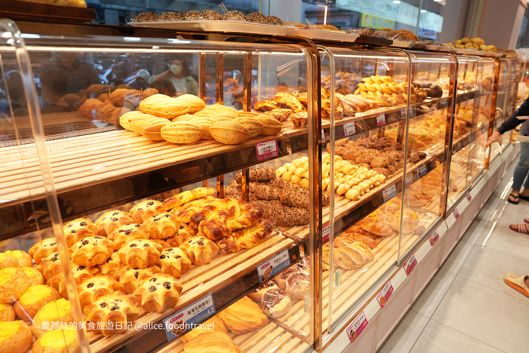 台中北屯蛋糕 台中北屯麵包 北屯伴手禮 中部伴手禮 彰化伴手禮 彰化蛋糕 台中三明治 傳統三明治 台中甜點 台中北屯甜點 台中甜點必吃 台中甜點推薦 北屯甜點推薦 台中下午茶 北屯下午茶 台中麵包店推薦 台中喜餅 台中禮盒 台中滿月 北屯生日蛋糕 台中生日蛋糕