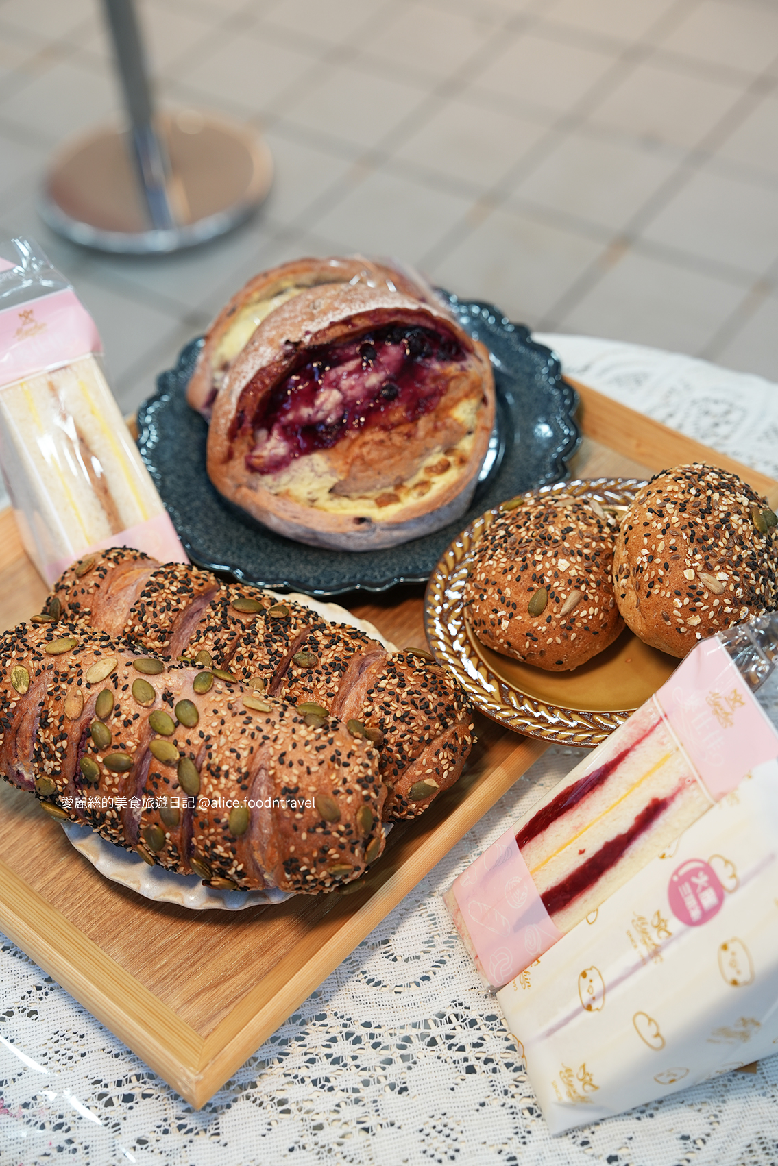 台中北屯蛋糕 台中北屯麵包 北屯伴手禮 中部伴手禮 彰化伴手禮 彰化蛋糕 台中三明治 傳統三明治 台中甜點 台中北屯甜點 台中甜點必吃 台中甜點推薦 北屯甜點推薦 台中下午茶 北屯下午茶 台中麵包店推薦 台中喜餅 台中禮盒 台中滿月 北屯生日蛋糕 台中生日蛋糕