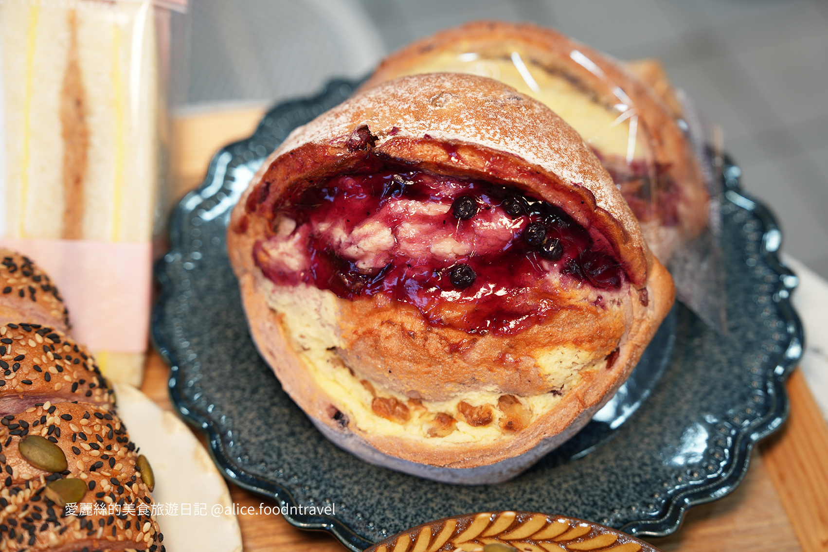 台中北屯蛋糕 台中北屯麵包 北屯伴手禮 中部伴手禮 彰化伴手禮 彰化蛋糕 台中三明治 傳統三明治 台中甜點 台中北屯甜點 台中甜點必吃 台中甜點推薦 北屯甜點推薦 台中下午茶 北屯下午茶 台中麵包店推薦 台中喜餅 台中禮盒 台中滿月 北屯生日蛋糕 台中生日蛋糕