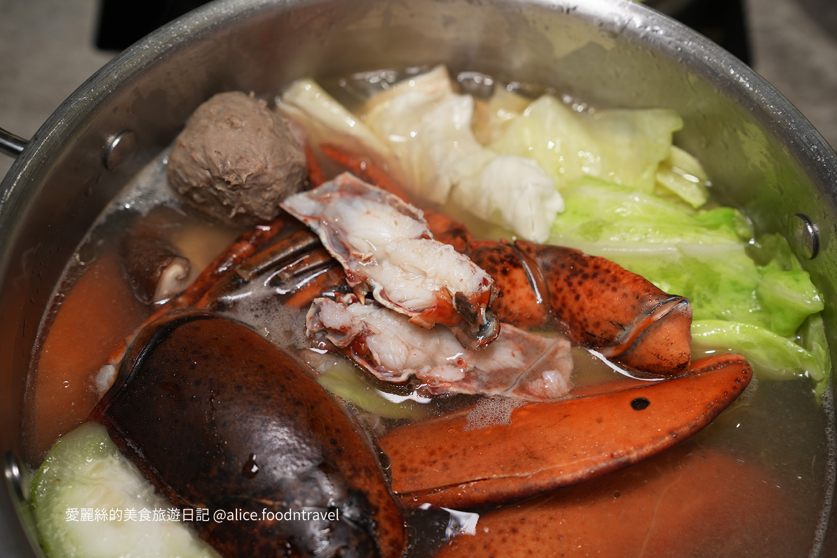 台中西區美食台中火鍋推薦台中向上路美食台中火鍋台中和牛台中日式涮涮鍋台中A5和牛台中活體龍蝦波士頓龍蝦火鍋推薦台中高級火鍋台中高級餐廳台中清酒火鍋初美涮涮鍋