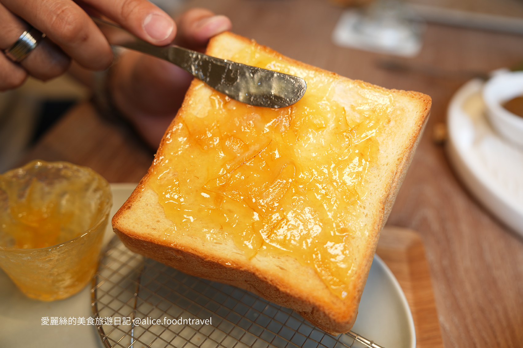 台中茶館 公益路茶館 台中下午茶 台中甜點 金牌果醬 jammm果醬 手沖茶 奶蓋茶 生吐司 台中港點推薦 台中餐廳推薦 三茶六味 北澤集團 珍珠奶茶 簡餐推薦 公益路美食 下午茶聚會 台中打卡餐廳 高質感茶館 台中約會餐廳 台中茶餐廳 台中春水堂 台中飲茶 台中南屯必吃 三茶六味菜單