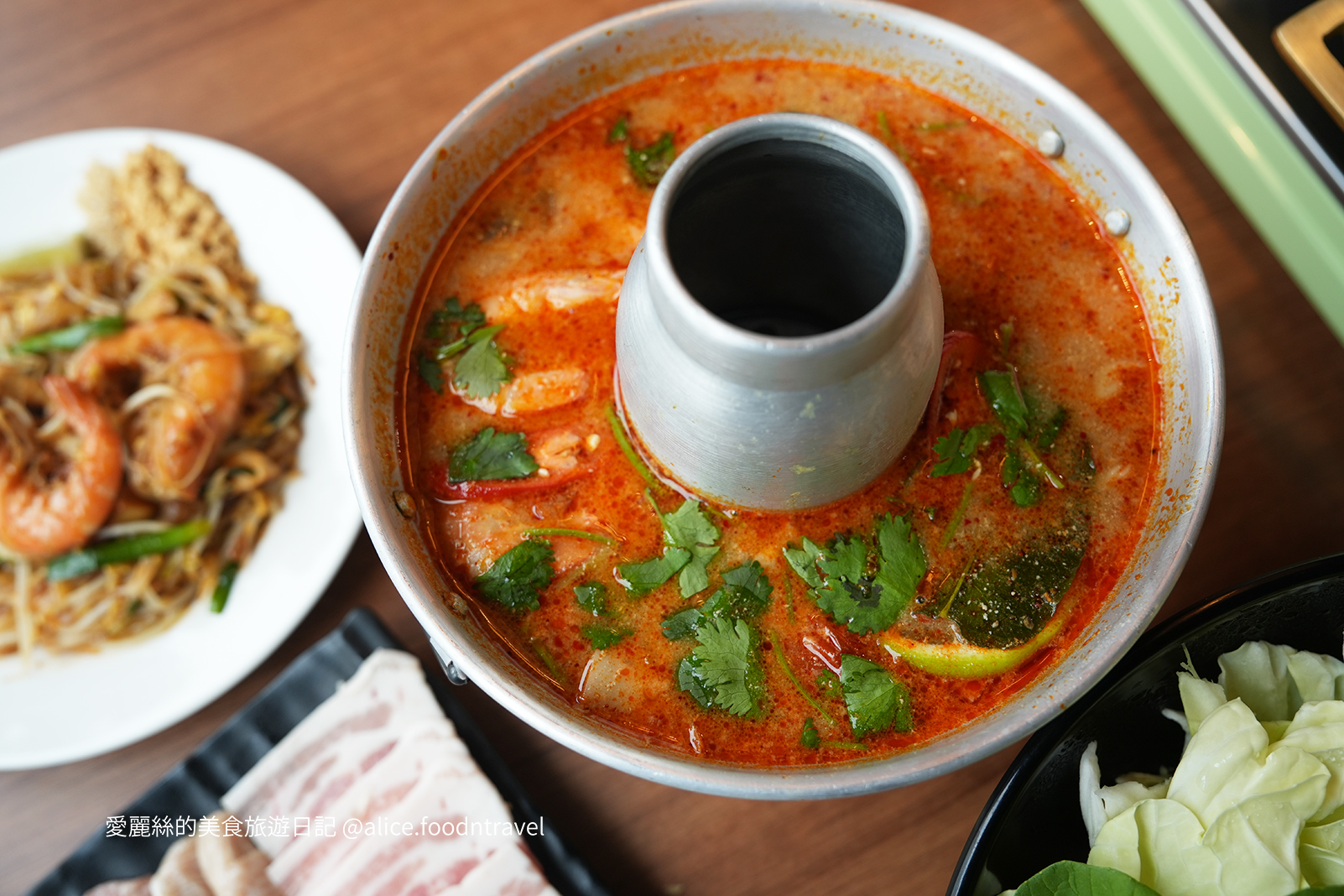 桃園美食桃園泰式料理桃園泰國料理
桃園泰國菜桃園ATT桃園燒烤桃園炒河粉桃園必吃桃園景點桃園車站美食巫泰式燒烤