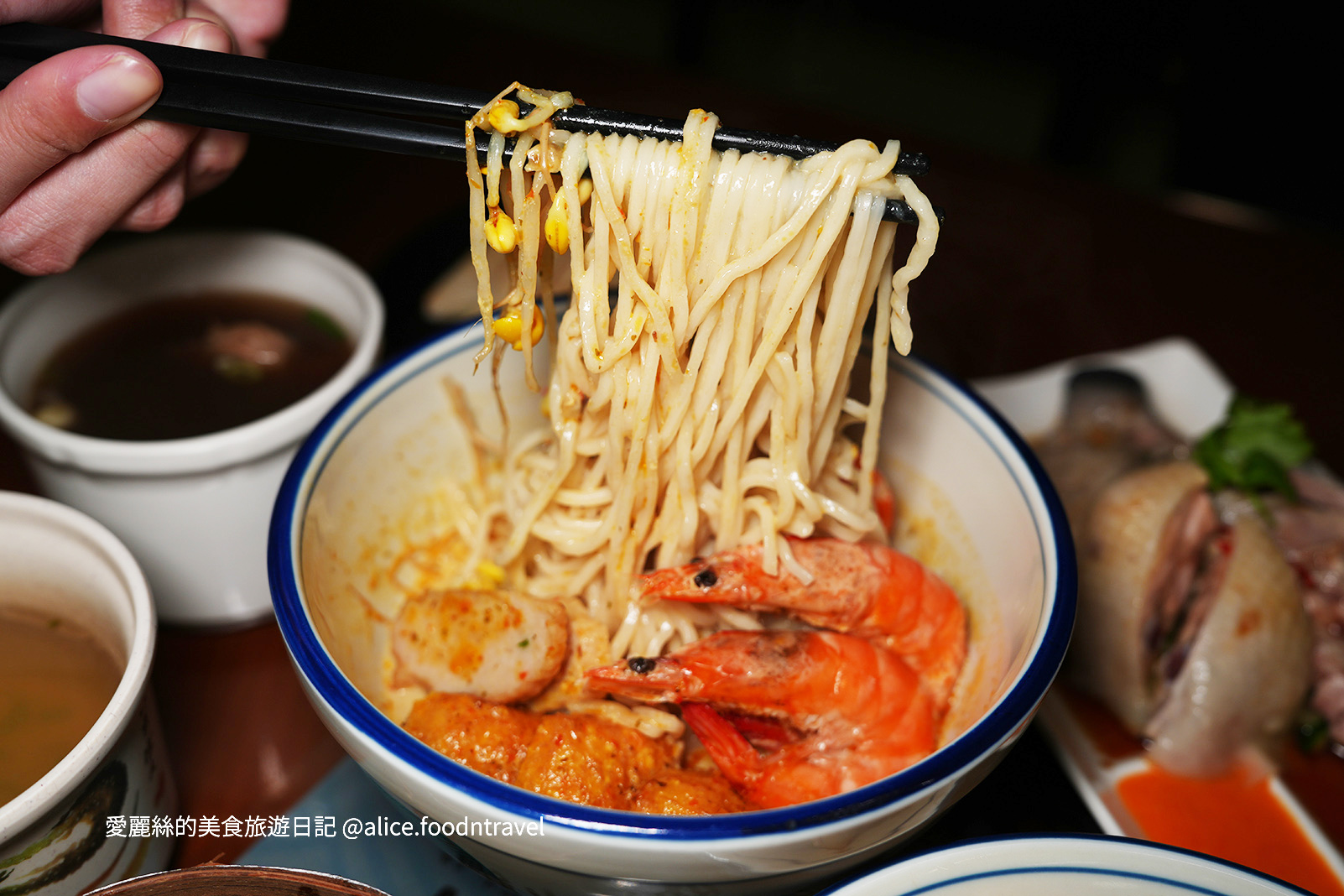 台中南屯美食台中平價美食台中北區美食台中新馬料理台中星馬料理台中必吃台中小吃推薦馬來西亞菜新加坡菜台中海南雞飯台中肉骨茶台中撈麵新馬小廚