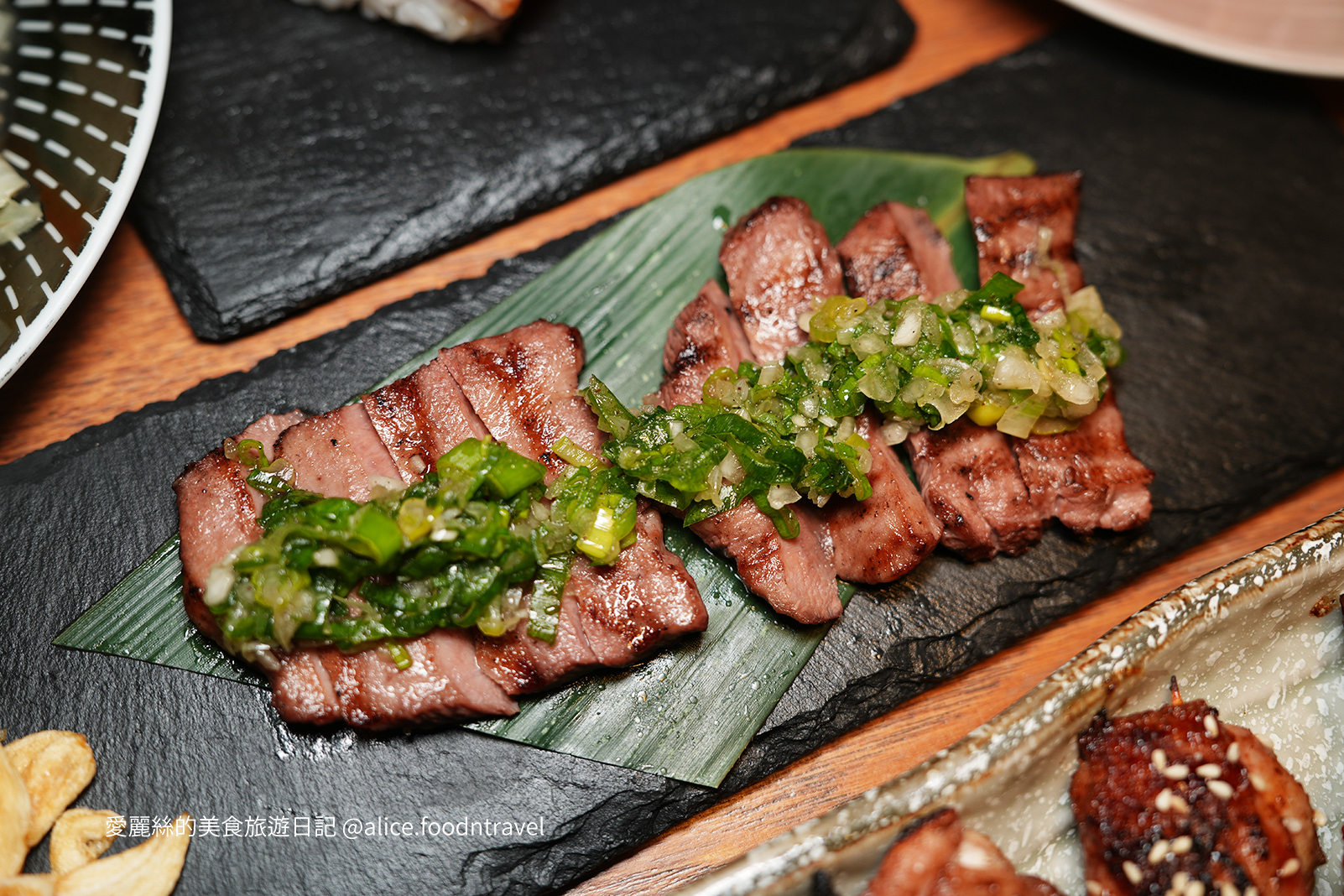 台中逢甲美食台中西屯美食台中居酒屋台中串燒推薦台中串燒居酒屋台中餐酒館台中生魚片台中烤肉台中逢甲大學台中逢甲必吃台中逢甲夜市美食台中餐酒館饗夢居酒屋菜單