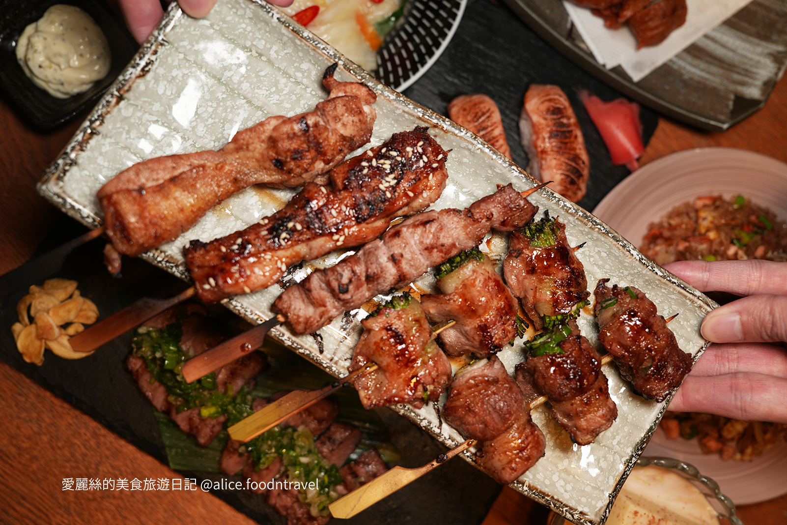 台中逢甲美食台中西屯美食台中居酒屋台中串燒推薦台中串燒居酒屋台中餐酒館台中生魚片台中烤肉台中逢甲大學台中逢甲必吃台中逢甲夜市美食台中餐酒館饗夢居酒屋菜單