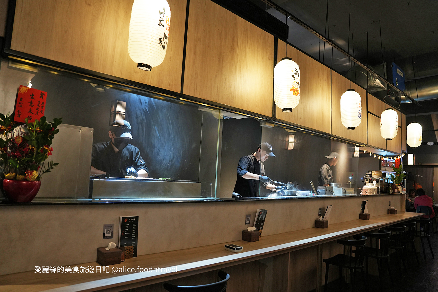 炭吉庵 台中南區居酒屋 台中居酒屋推薦 台中新開幕居酒屋 台中宵夜 台中餐酒館 台中日式料理 台中日料推薦 台中串燒居酒屋 台中南區美食 台中必吃居酒屋 台中南區日式料理 台中居酒屋小酌 台中晚餐推薦 台中職人料理 台中板前料理 台中熱炒推薦 台中麻油雞湯 台中南區餐廳 台中南區新店