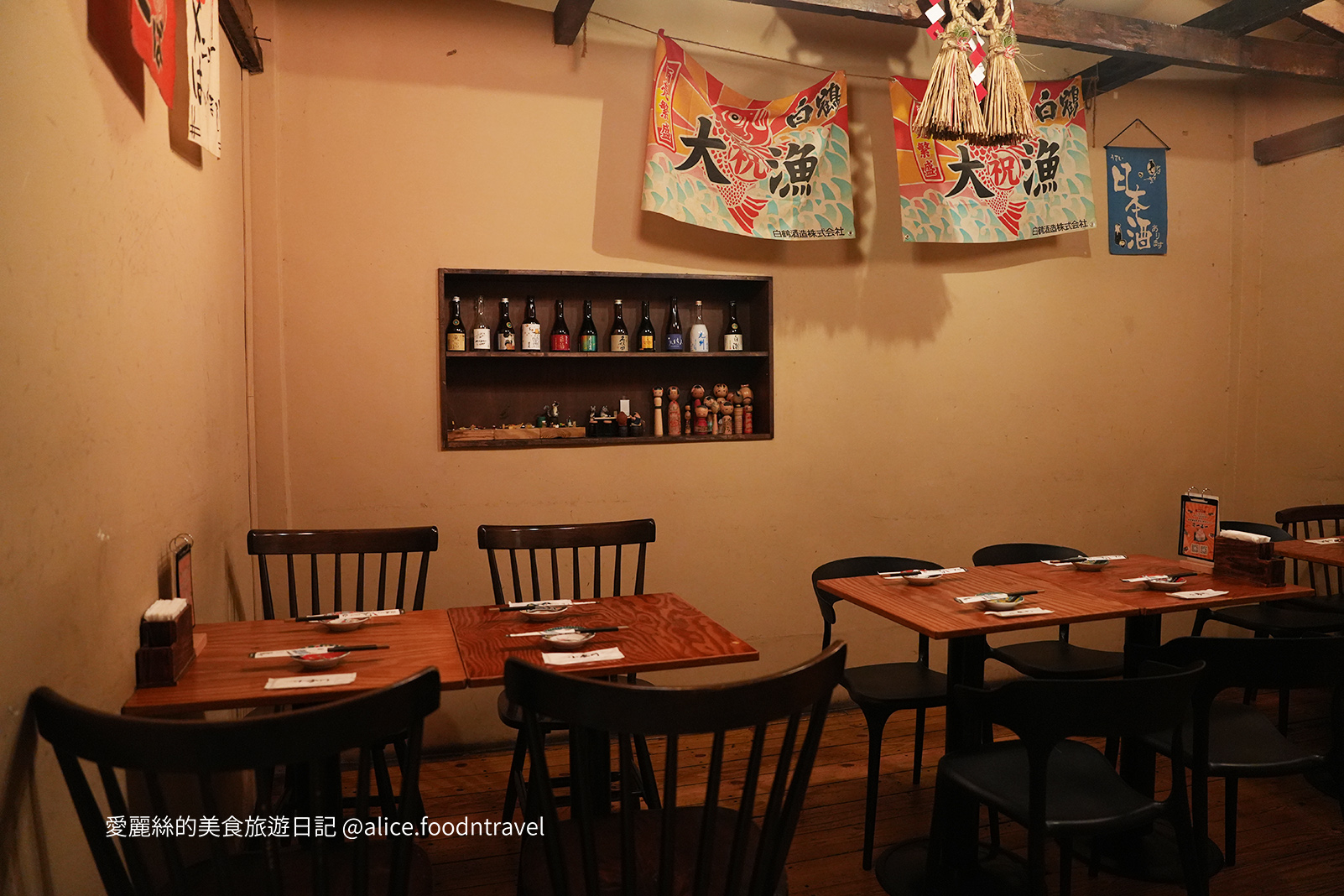 台中西區美食台中必吃台中串燒居酒屋台中串燒台中燒鳥台中日本料理台中西區居酒屋台中西區美食推薦台中西區串燒台中科博館美食台中勤美美食台中景點小麥所