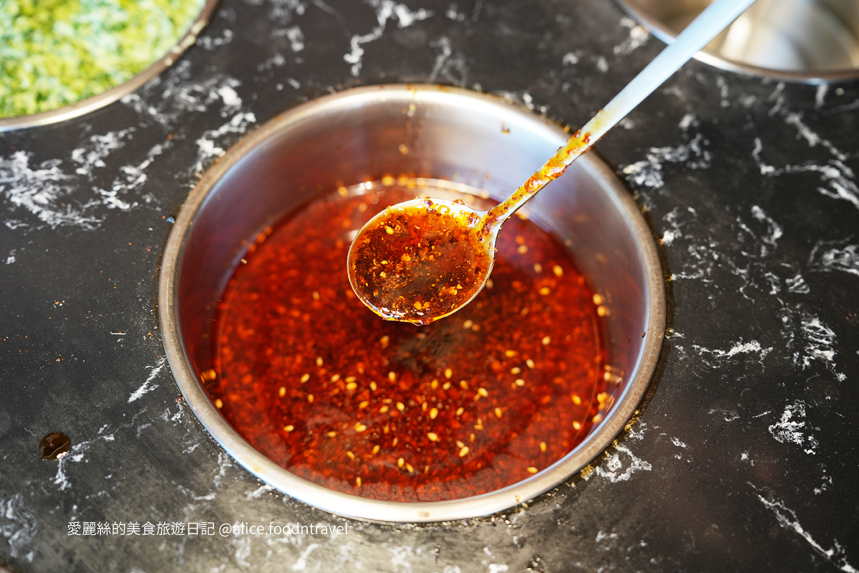 月團圓雞湯火鍋 台中西區美食 台中美術館美食 國美館附近火鍋 台中個人火鍋推薦 個人鴛鴦鍋 雞湯系火鍋 台中雞湯火鍋 美術園道美食 台中鴛鴦鍋 蔬食自助吧吃到飽 台中個人火鍋 台中高人氣火鍋 台中約會餐廳 台中聚餐餐廳 台中壽喜燒 泡菜火鍋 薑母雞酒湯火鍋 台中必吃火鍋 台中西區火鍋推薦