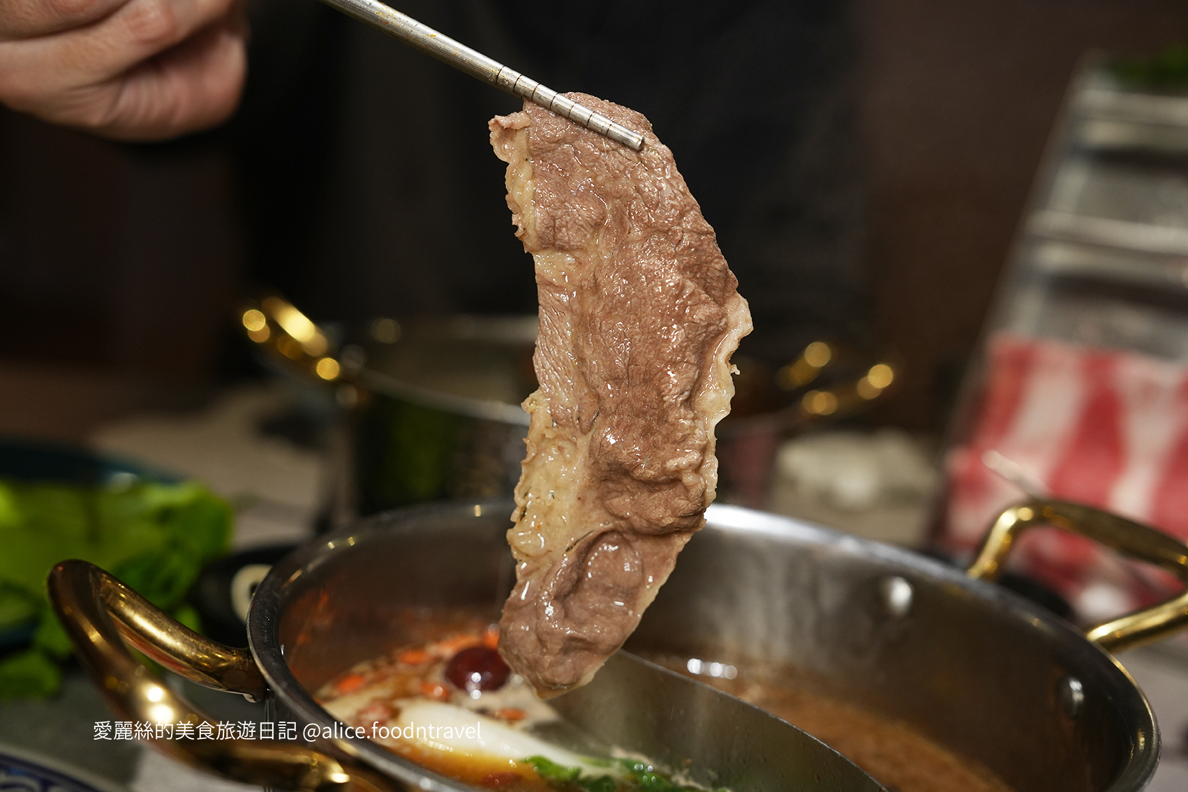 月團圓雞湯火鍋 台中西區美食 台中美術館美食 國美館附近火鍋 台中個人火鍋推薦 個人鴛鴦鍋 雞湯系火鍋 台中雞湯火鍋 美術園道美食 台中鴛鴦鍋 蔬食自助吧吃到飽 台中個人火鍋 台中高人氣火鍋 台中約會餐廳 台中聚餐餐廳 台中壽喜燒 泡菜火鍋 薑母雞酒湯火鍋 台中必吃火鍋 台中西區火鍋推薦
