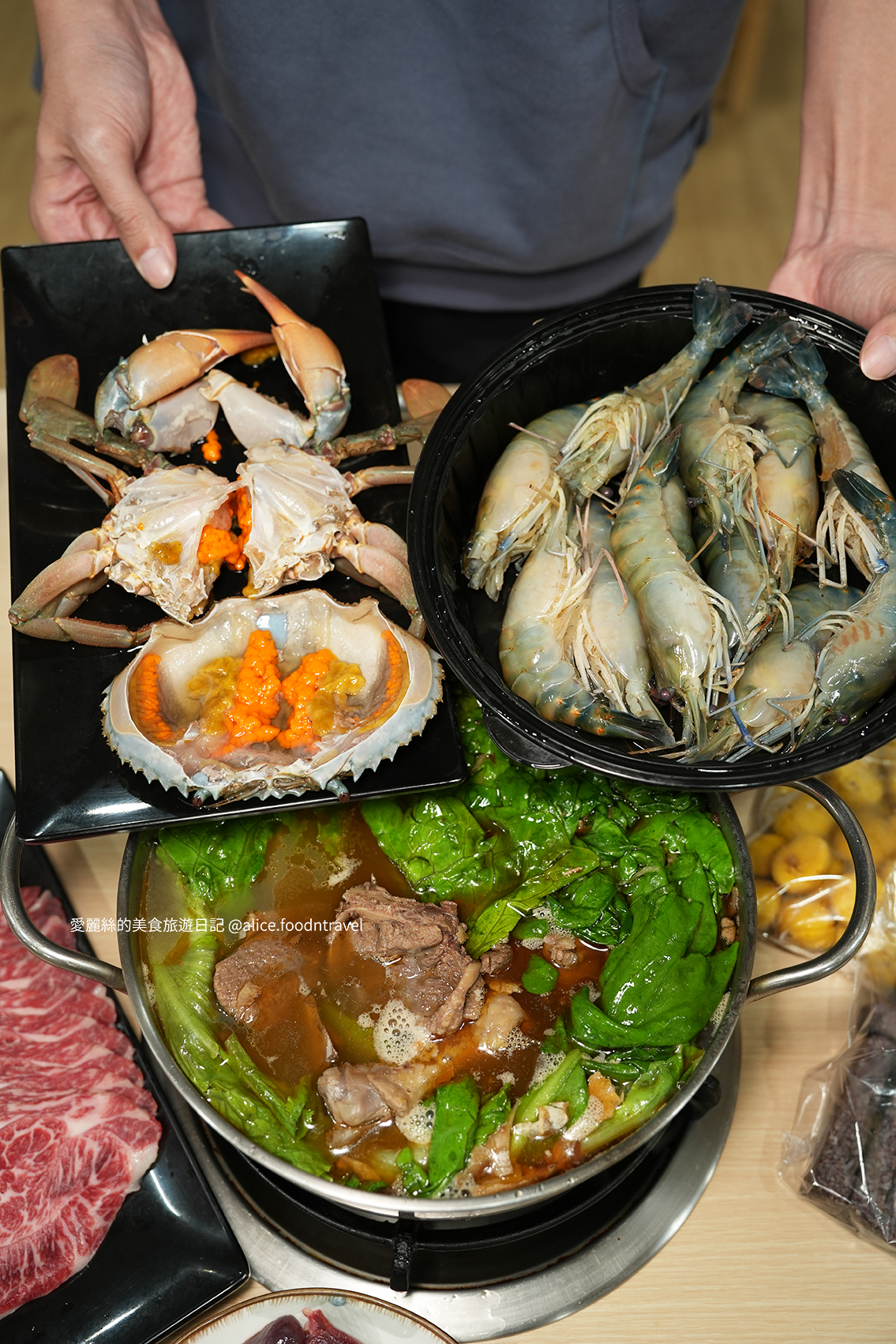 台中南區美食 台中薑母鴨推薦 洪師傅薑母鴨 紅蟳薑母鴨 台中泰國蝦 海鮮薑母鴨 台中薑母鴨必吃 台中南區薑母鴨 台中火鍋推薦 台中南區火鍋 台中泰國蝦 台中南區必吃 台中薑母鴨 台中紅蟳薑母鴨 台中海鮮火鍋 台中冬天鍋物 台中冬天進補 台中圍爐 台中溫補 台中冬令進補