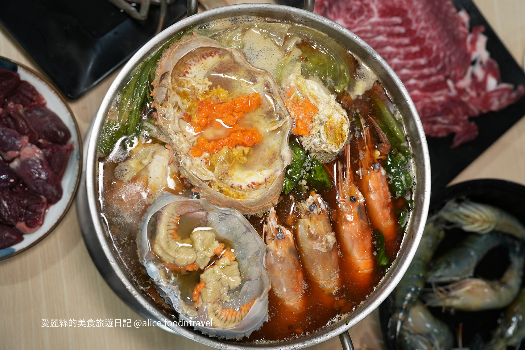 台中南區美食 台中薑母鴨推薦 洪師傅薑母鴨 紅蟳薑母鴨 台中泰國蝦 海鮮薑母鴨 台中薑母鴨必吃 台中南區薑母鴨 台中火鍋推薦 台中南區火鍋 台中泰國蝦 台中南區必吃 台中薑母鴨 台中紅蟳薑母鴨 台中海鮮火鍋 台中冬天鍋物 台中冬天進補 台中圍爐 台中溫補 台中冬令進補