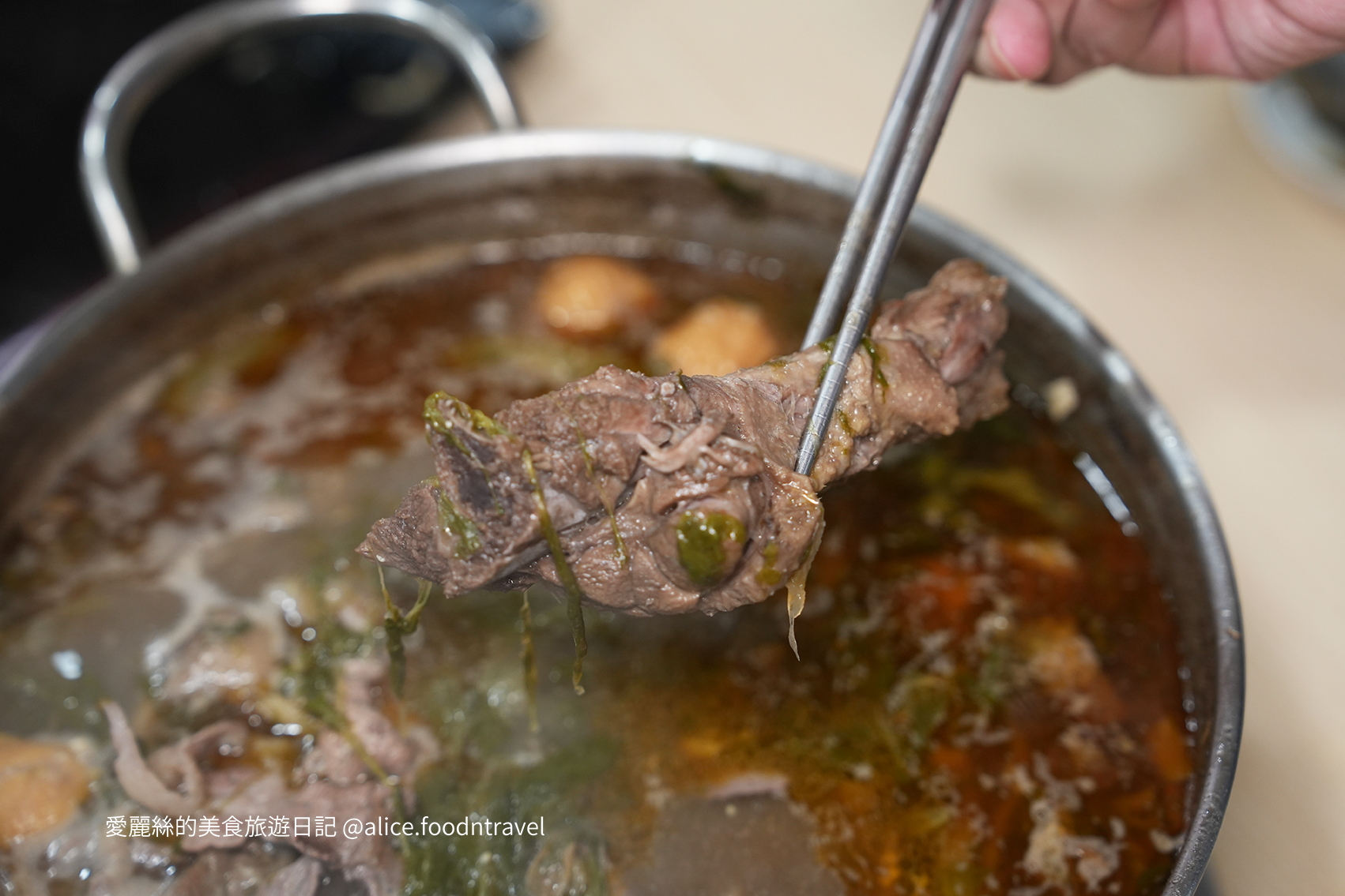 台中南區美食 台中薑母鴨推薦 洪師傅薑母鴨 紅蟳薑母鴨 台中泰國蝦 海鮮薑母鴨 台中薑母鴨必吃 台中南區薑母鴨 台中火鍋推薦 台中南區火鍋 台中泰國蝦 台中南區必吃 台中薑母鴨 台中紅蟳薑母鴨 台中海鮮火鍋 台中冬天鍋物 台中冬天進補 台中圍爐 台中溫補 台中冬令進補