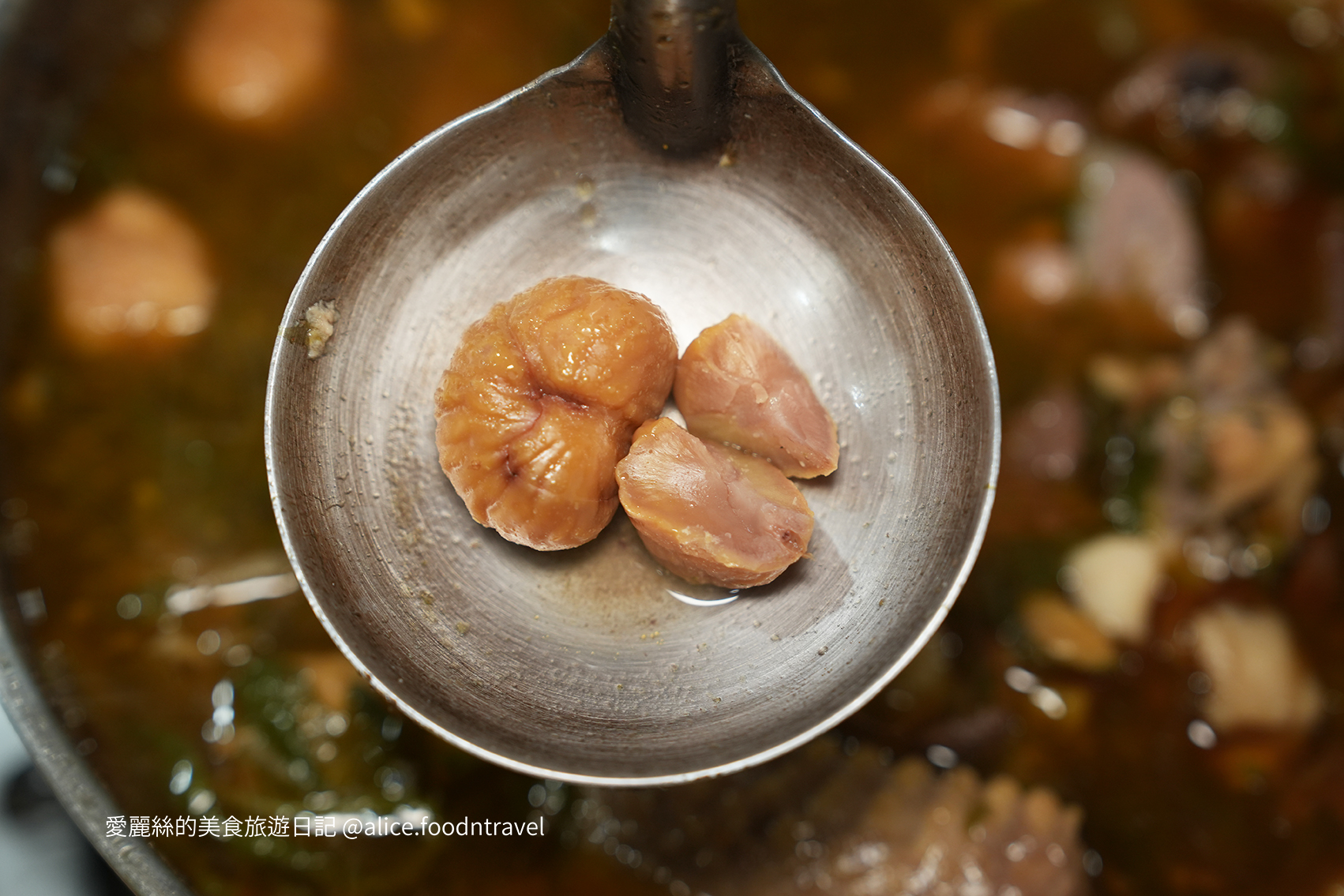 台中南區美食 台中薑母鴨推薦 洪師傅薑母鴨 紅蟳薑母鴨 台中泰國蝦 海鮮薑母鴨 台中薑母鴨必吃 台中南區薑母鴨 台中火鍋推薦 台中南區火鍋 台中泰國蝦 台中南區必吃 台中薑母鴨 台中紅蟳薑母鴨 台中海鮮火鍋 台中冬天鍋物 台中冬天進補 台中圍爐 台中溫補 台中冬令進補