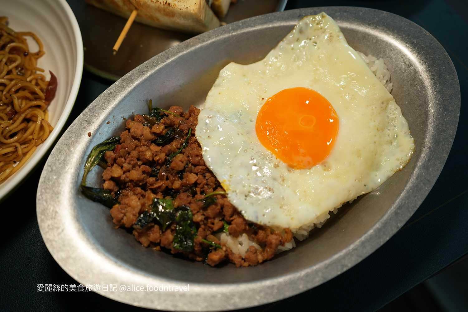 台中早餐逢甲大學逢甲商圈逢甲美食逢甲早餐台中西屯早餐台中福星路美食台中西安街美食僑光科技大學僑光美食僑光早餐平價早餐台中炭烤土司台中炭烤三明治