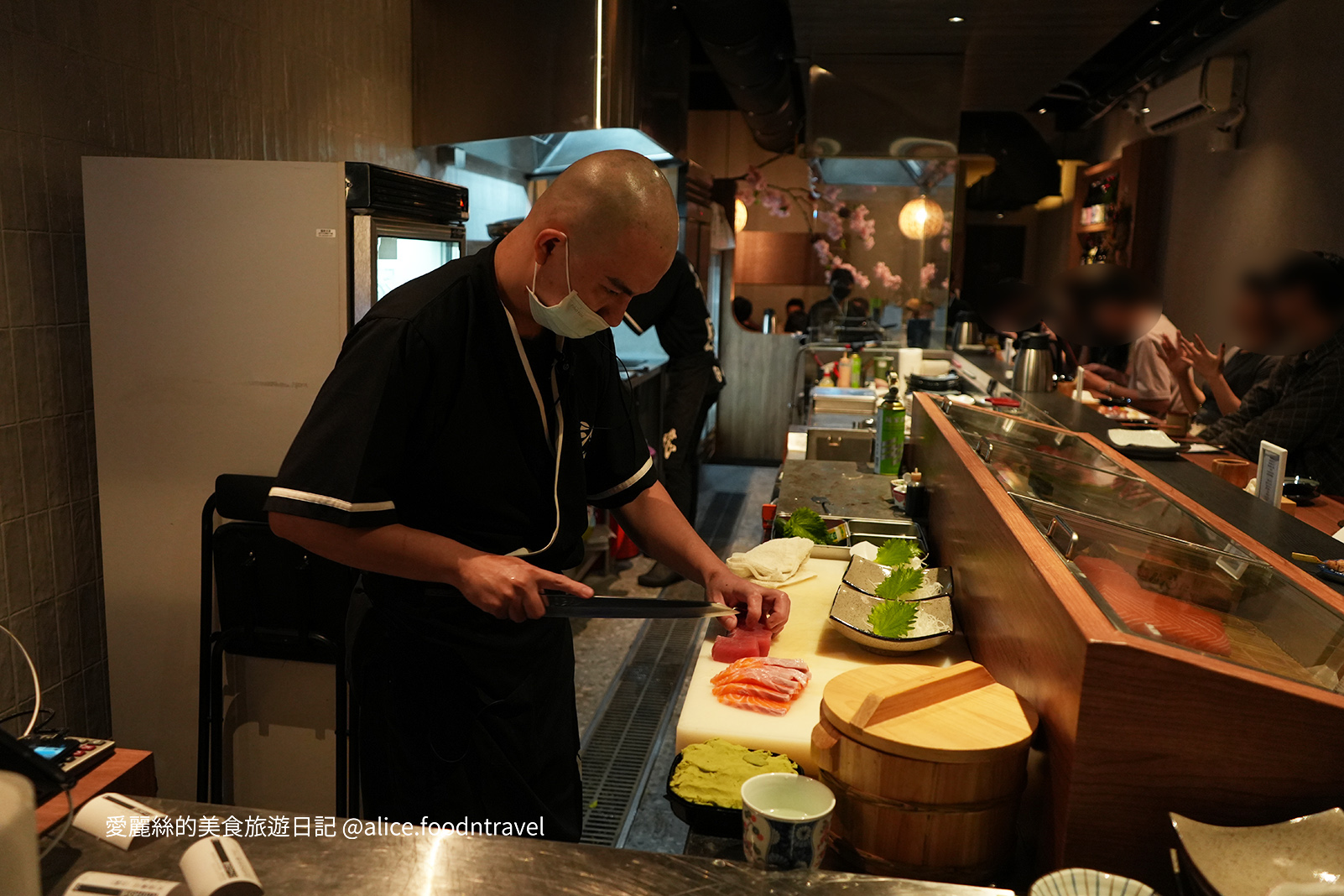 台中居酒屋串燒日式串燒炭火燒肉台中燒肉台中壽司台中生魚片台中握壽司台中日本料理台中約會餐廳台中餐廳推薦台中西屯美食台中西屯日本料理西屯餐廳推薦漢口路美食樑心居酒屋