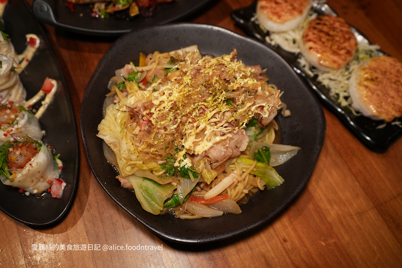 台中西區美食西區居酒屋華美西街勤美美食勤美餐酒館台中日本料理台中串燒日式串燒台中焗烤台中生魚片廣三SOGO台灣大道美食隱居居酒屋