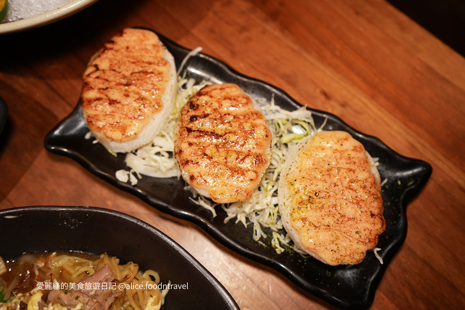 台中西區美食西區居酒屋華美西街勤美美食勤美餐酒館台中日本料理台中串燒日式串燒台中焗烤台中生魚片廣三SOGO台灣大道美食隱居居酒屋