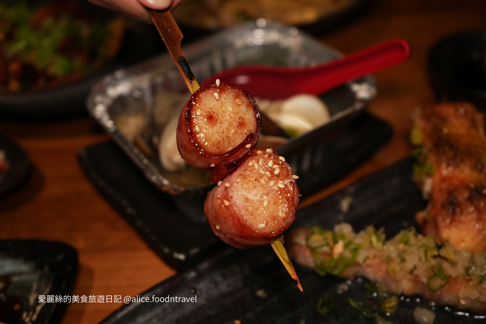 台中西區美食西區居酒屋華美西街勤美美食勤美餐酒館台中日本料理台中串燒日式串燒台中焗烤台中生魚片廣三SOGO台灣大道美食隱居居酒屋